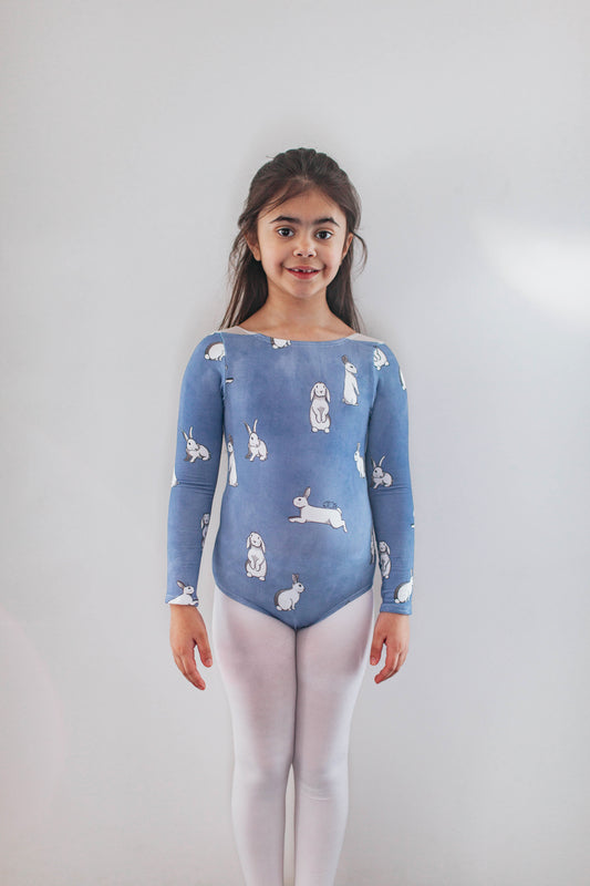 "Petit Lapin" v-back-leo, long-sleeved