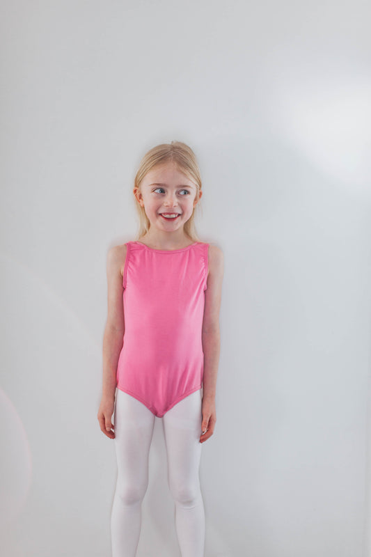 "Barbara Pink" v-back leo, sleeveless