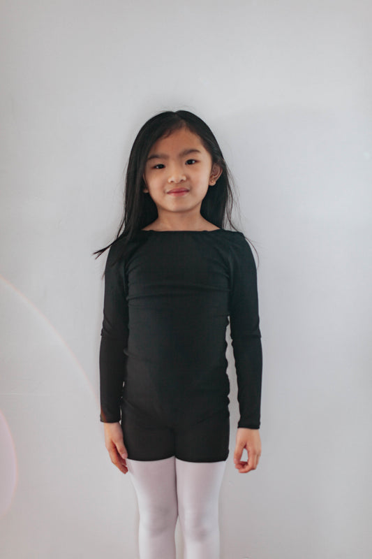 "Black" shorty leo, long-sleeved