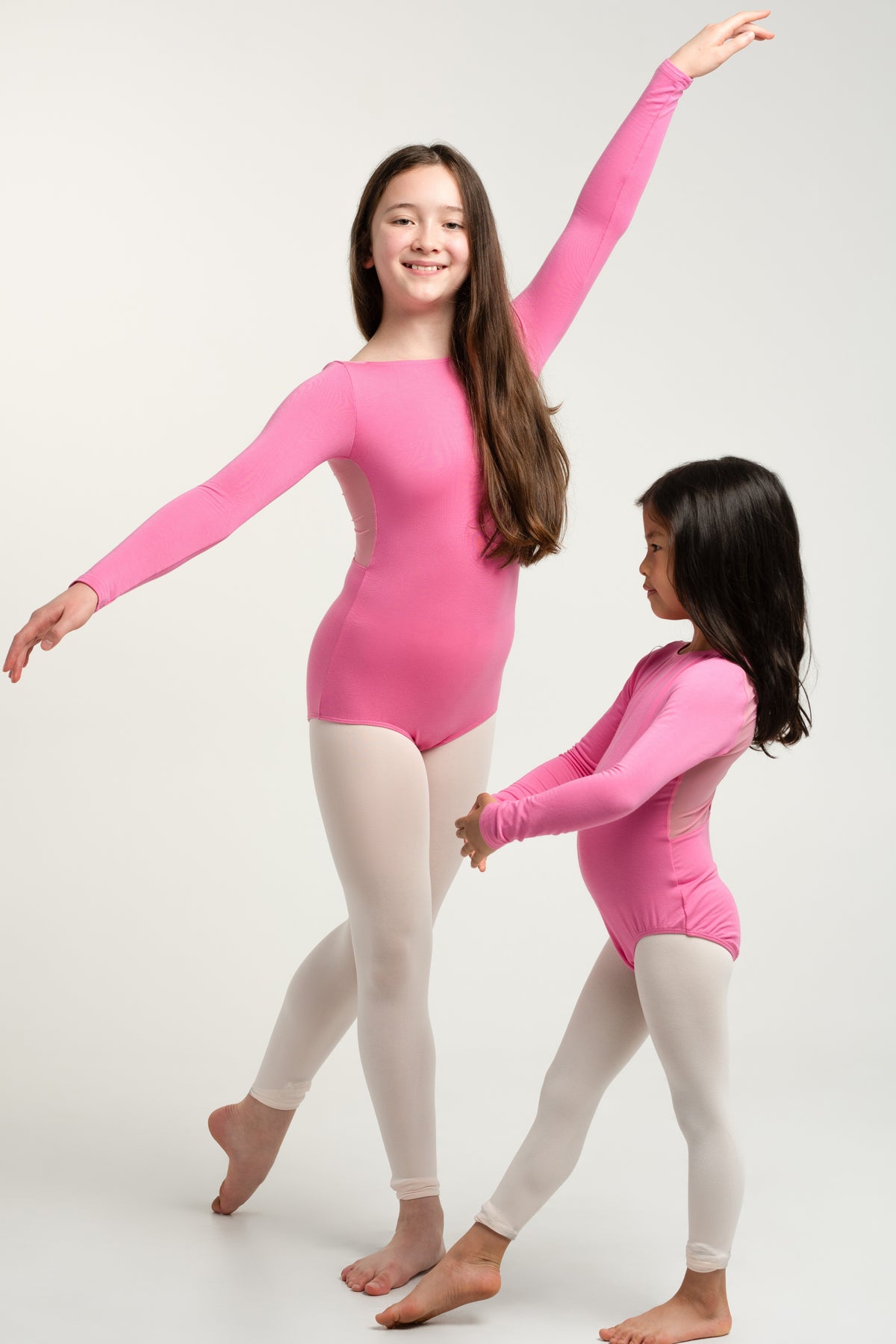 "Barbara Pink" bamboo v-back leo, long-sleeved